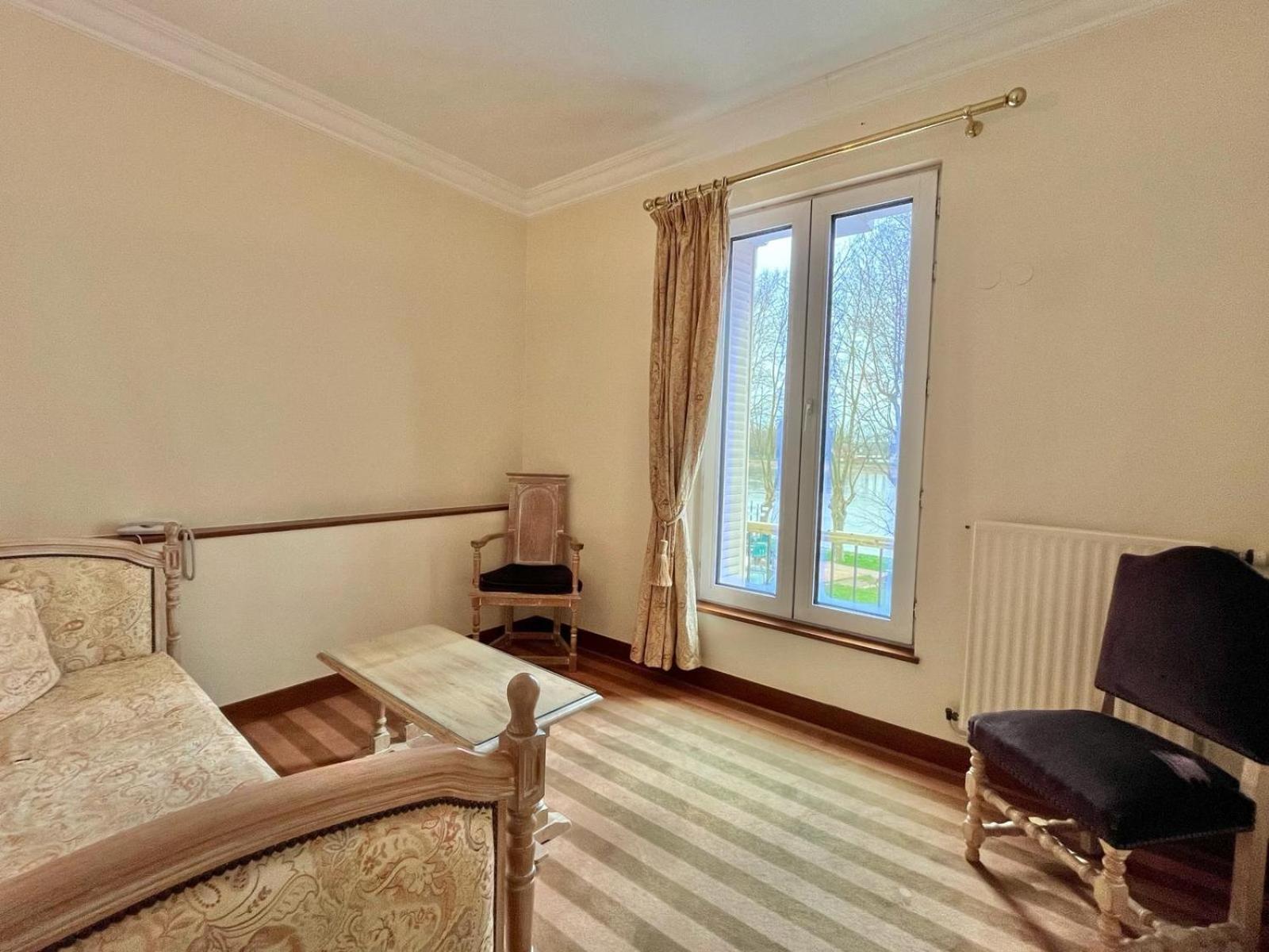 Logis Hotel Le Rivage Gien Esterno foto