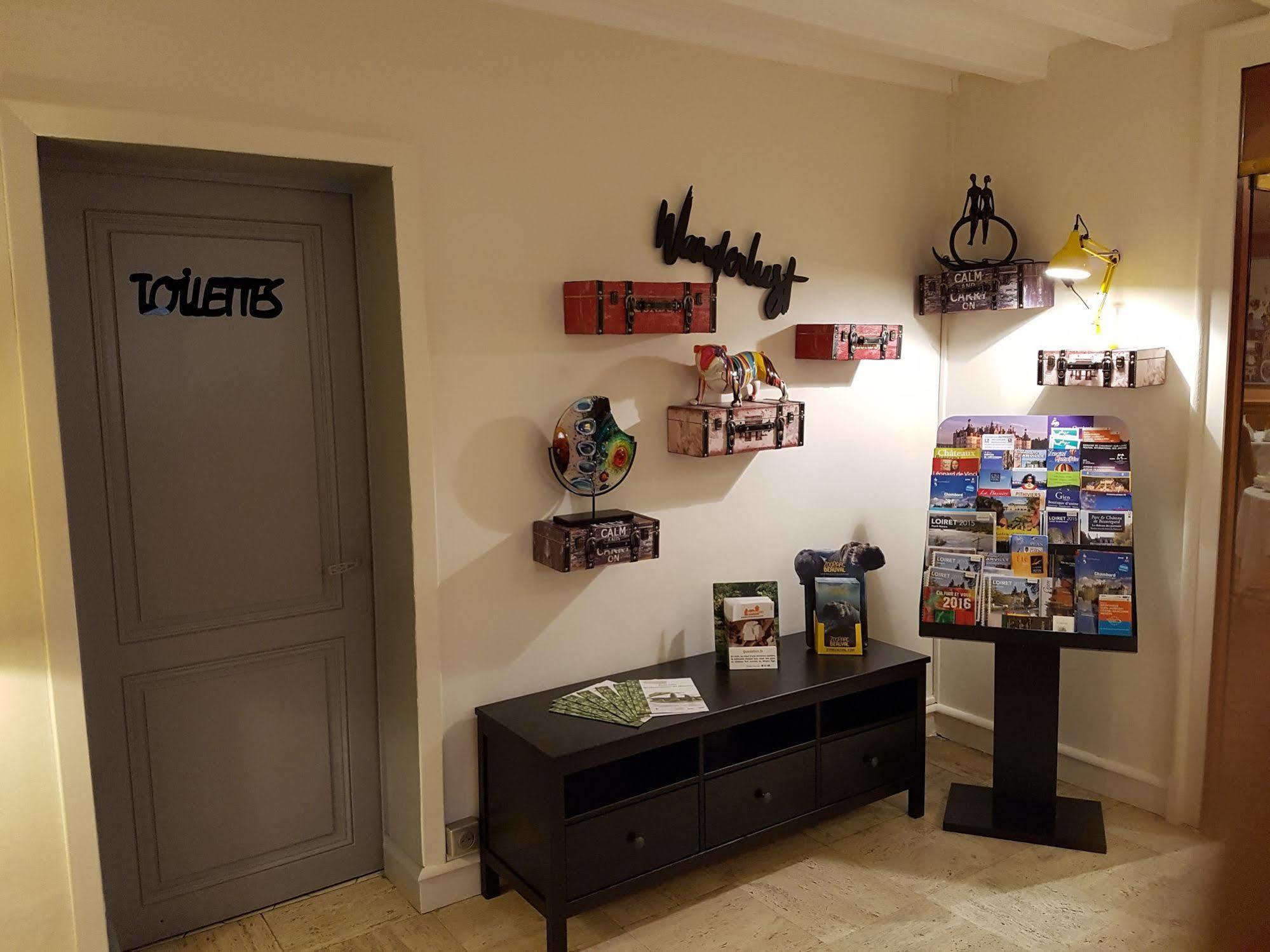 Logis Hotel Le Rivage Gien Esterno foto